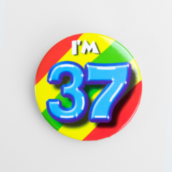 Button 37 Jaar